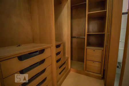 Apartamento para alugar com 90m², 3 quartos e 2 vagasCloset - Suíte
