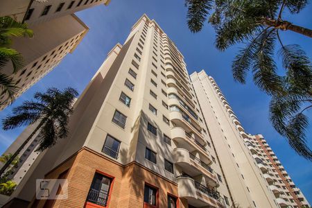 Apartamento para alugar com 90m², 3 quartos e 2 vagasFachada