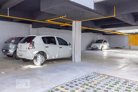 Garagem de apartamento à venda com 2 quartos, 78m² em Menino Deus, Porto Alegre