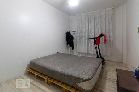 Quarto 2 de apartamento para alugar com 2 quartos, 60m² em Cristal, Porto Alegre