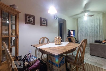 Sala de Estar de apartamento para alugar com 2 quartos, 60m² em Cristal, Porto Alegre