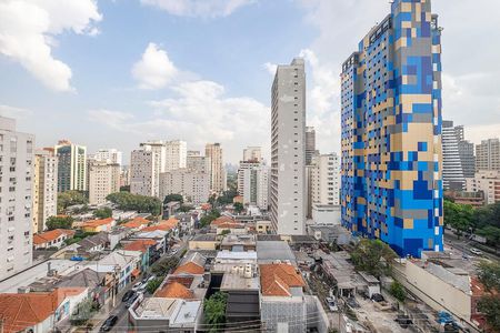 Studio - Varanda de kitnet/studio para alugar com 1 quarto, 30m² em Cerqueira César, São Paulo