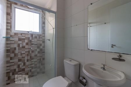 Banheiro Social de apartamento para alugar com 2 quartos, 52m² em Centro, Barueri