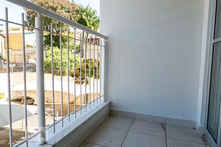 Varanda da Sala de apartamento à venda com 3 quartos, 70m² em Pompéia, Belo Horizonte