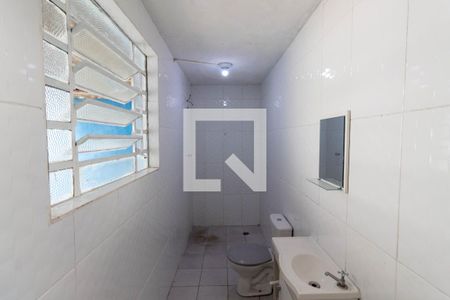 Casa para alugar com 65m², 1 quarto e 1 vaga Casa para alugar com 65m², 1 quarto e 1 vagaBanheiro