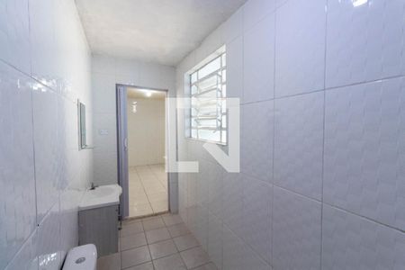 Casa para alugar com 65m², 1 quarto e 1 vaga Casa para alugar com 65m², 1 quarto e 1 vagaBanheiro