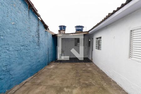 Casa para alugar com 65m², 1 quarto e 1 vaga Casa para alugar com 65m², 1 quarto e 1 vagaQuintal