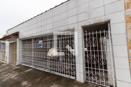 Casa para alugar com 65m², 1 quarto e 1 vaga Casa para alugar com 65m², 1 quarto e 1 vagaFachada