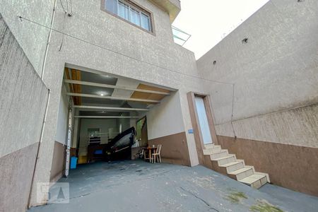 Casa à venda com 215m², 3 quartos e 3 vagasGaragem
