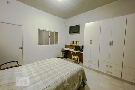 Casa à venda com 215m², 3 quartos e 3 vagasQuarto 2