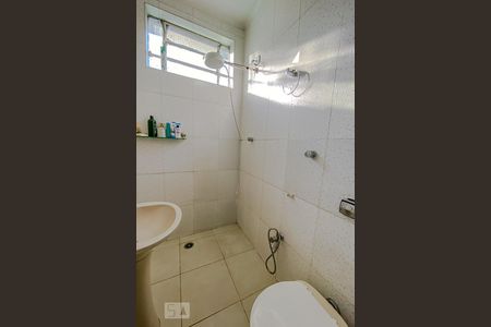 Casa à venda com 215m², 3 quartos e 3 vagasBanheiro