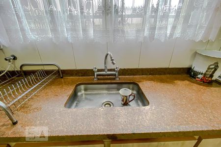 Casa à venda com 215m², 3 quartos e 3 vagasCozinha