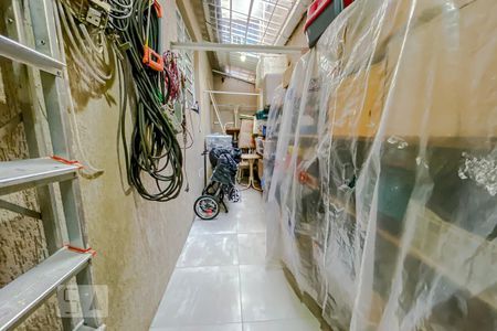 Casa à venda com 215m², 3 quartos e 3 vagasCorredor