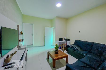 Sala de casa à venda com 3 quartos, 215m² em Vila Oratorio, São Paulo