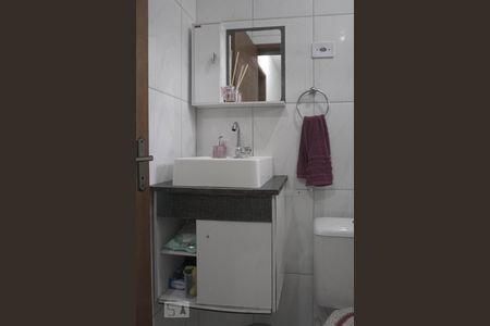 Casa de condomínio à venda com 92m², 2 quartos e 1 vaga Casa de condomínio à venda com 92m², 2 quartos e 1 vagaBanheiro 1