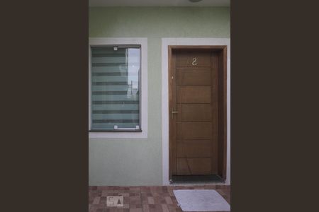 Casa de condomínio à venda com 92m², 2 quartos e 1 vaga Casa de condomínio à venda com 92m², 2 quartos e 1 vagaFachada