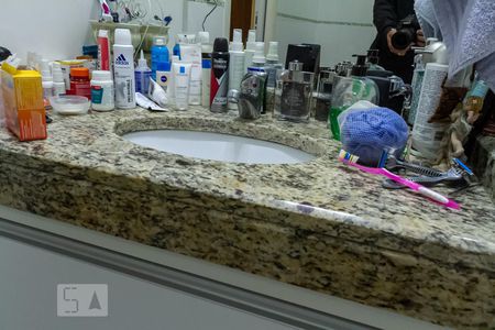 Apartamento à venda com 150m², 3 quartos e 2 vagasBanheiro da suíte 3