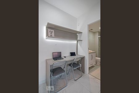 Escritório na Sala de apartamento para alugar com 1 quarto, 48m² em Vila Gertrudes, São Paulo