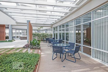 Apartamento para alugar com 48m², 1 quarto e 1 vagaEspaço externo do Salão de Festas