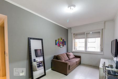 Sala de apartamento para alugar com 1 quarto, 44m² em Vila Jardim, Porto Alegre