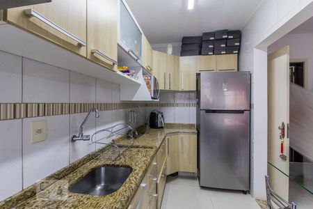 Cozinha de apartamento para alugar com 1 quarto, 44m² em Vila Jardim, Porto Alegre