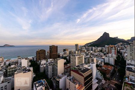 Vista da Sala de apartamento à venda com 1 quarto, 55m² em Leblon, Rio de Janeiro