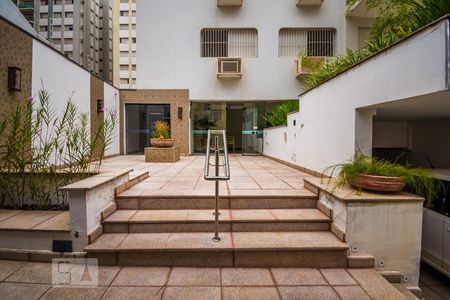 Apartamento à venda com 280m², 5 quartos e 4 vagasFachada
