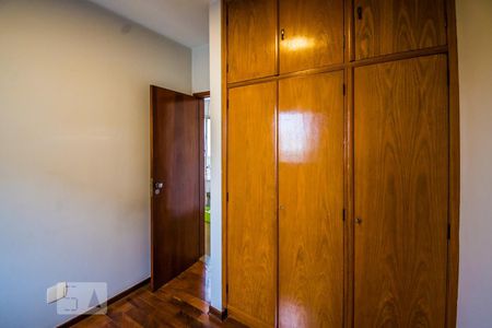 Apartamento à venda com 280m², 5 quartos e 4 vagasQuarto de Serviço