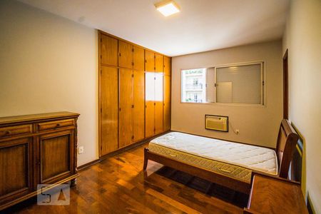 Apartamento à venda com 280m², 5 quartos e 4 vagasSuíte 2