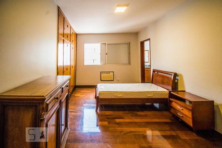 Apartamento à venda com 280m², 5 quartos e 4 vagasSuíte 2