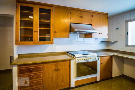 Apartamento à venda com 280m², 5 quartos e 4 vagasCozinha