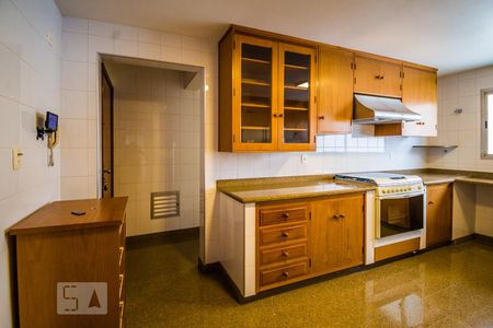 Apartamento à venda com 280m², 5 quartos e 4 vagasCozinha