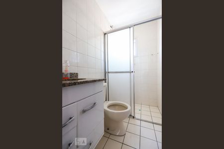 Apartamento para alugar com 60m², 3 quartos e 1 vaga Apartamento para alugar com 60m², 3 quartos e 1 vagaBanheiro