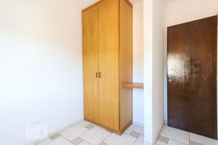 Quarto 1 de apartamento para alugar com 3 quartos, 60m² em Vila Amália (zona Norte), São Paulo