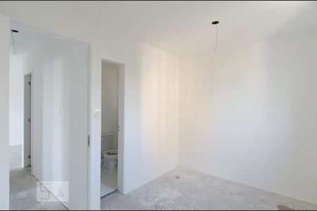 Quarto da suíte de apartamento para alugar com 3 quartos, 65m² em Canhema, Diadema