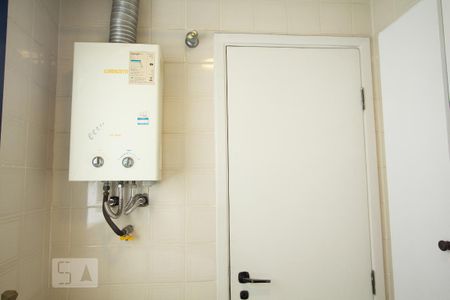 Área de Serviço de apartamento para alugar com 2 quartos, 74m² em Vila Olímpia, São Paulo