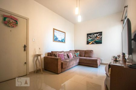 Sala de apartamento à venda com 2 quartos, 65m² em Navegantes, Porto Alegre