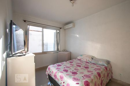 Quarto de apartamento à venda com 2 quartos, 65m² em Navegantes, Porto Alegre