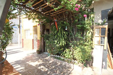 Casa à venda com 130m², 2 quartos e sem vagaFachada