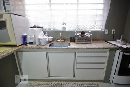 Casa à venda com 120m², 3 quartos e 4 vagasPia