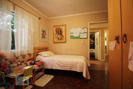 Casa à venda com 120m², 3 quartos e 4 vagasQuarto 2