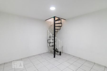 Quarto 2 de casa para alugar com 2 quartos, 123m² em Parque Boturussu, São Paulo