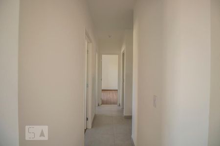 Corredor de apartamento para alugar com 3 quartos, 55m² em Vila Paulista, São Paulo