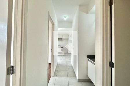 Corredor de apartamento para alugar com 3 quartos, 56m² em Vila Paulista, São Paulo