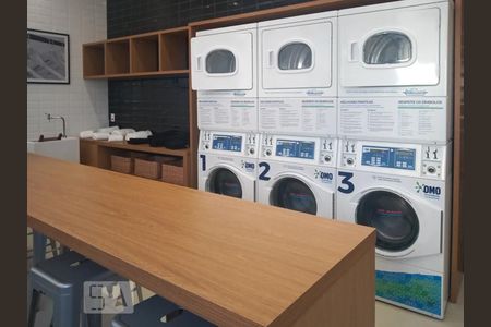 Apartamento para alugar com 56m², 3 quartos e 1 vaga Apartamento para alugar com 56m², 3 quartos e 1 vagaLavanderia