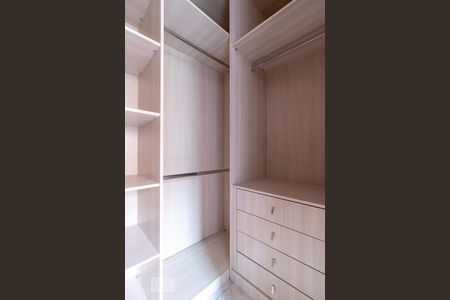 Apartamento para alugar com 50m², 2 quartos e 1 vagaCloset do quarto