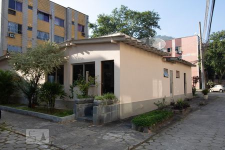 Apartamento para alugar com 50m², 2 quartos e 1 vagaSalão de Festas