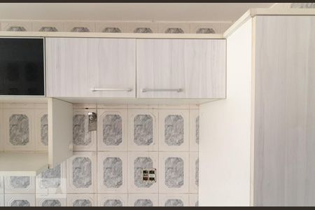 Apartamento para alugar com 50m², 2 quartos e 1 vagaCozinha - Armários