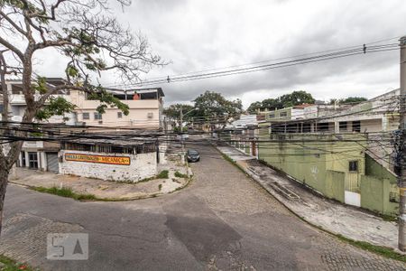 Vista do Quarto 1 de casa para alugar com 2 quartos, 55m² em Bento Ribeiro, Rio de Janeiro