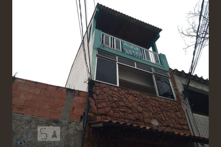 Fachada de casa para alugar com 2 quartos, 55m² em Bento Ribeiro, Rio de Janeiro